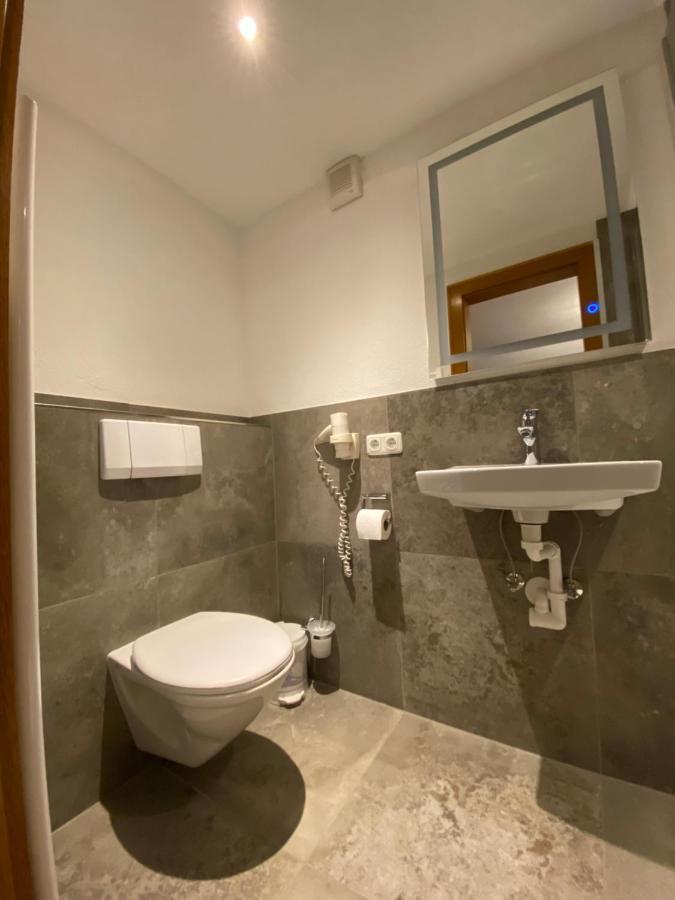 Haus Pregenzer Appartement Fiss Buitenkant foto