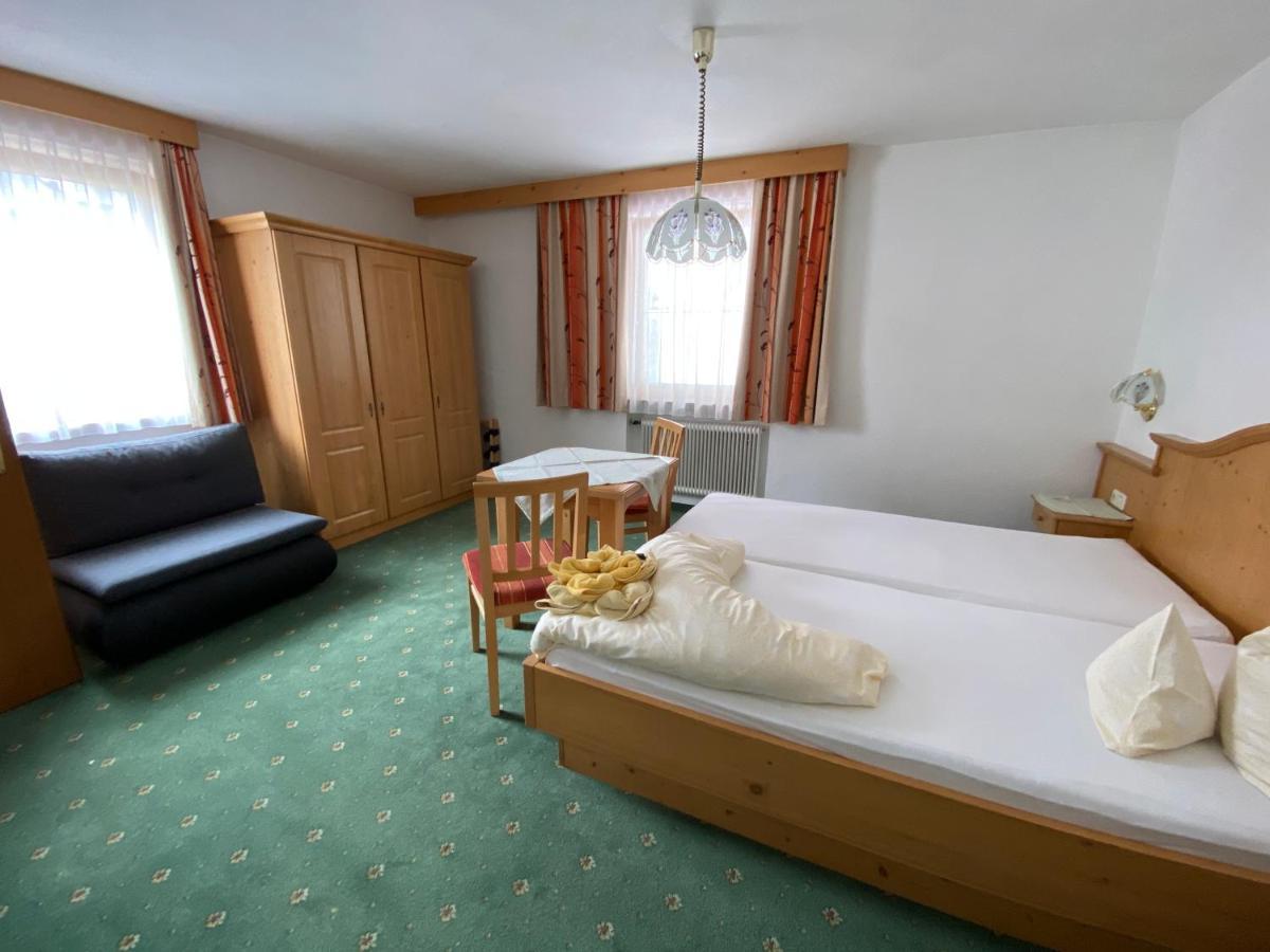 Haus Pregenzer Appartement Fiss Buitenkant foto