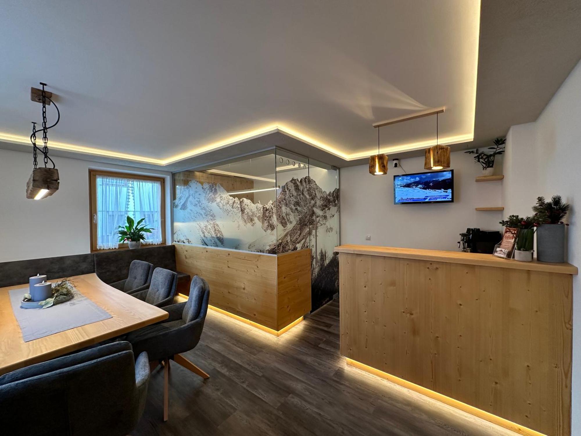 Haus Pregenzer Appartement Fiss Buitenkant foto